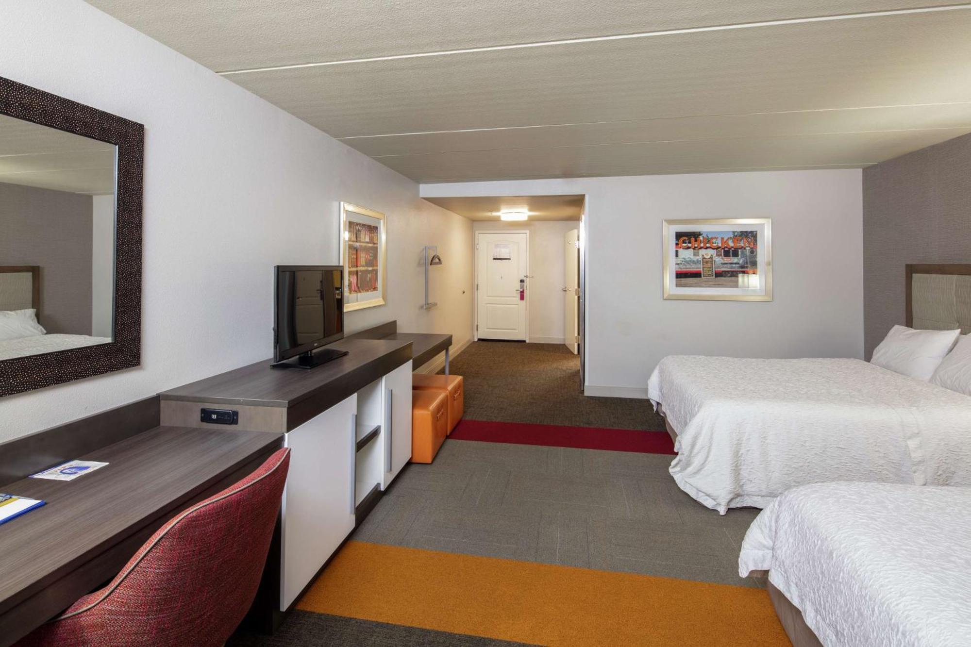 Queen Room with Two Queen Beds - Mobility Access/Non-Smoking,1551448699:JPEG